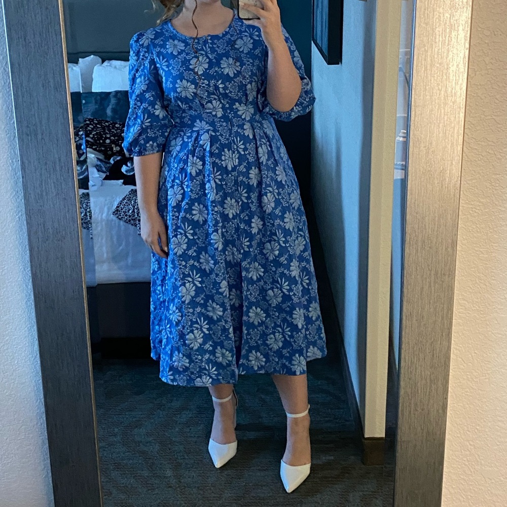 Blue Floral Puff Print Midi Dress